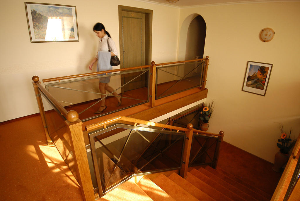 Hotel Bavaria Abda ภายนอก รูปภาพ